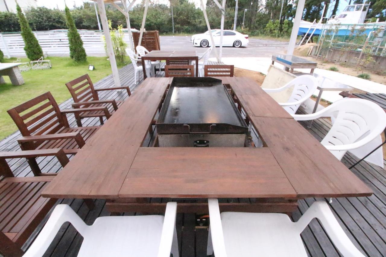 Hotel Swan Lake Nagara Nagara  Εξωτερικό φωτογραφία