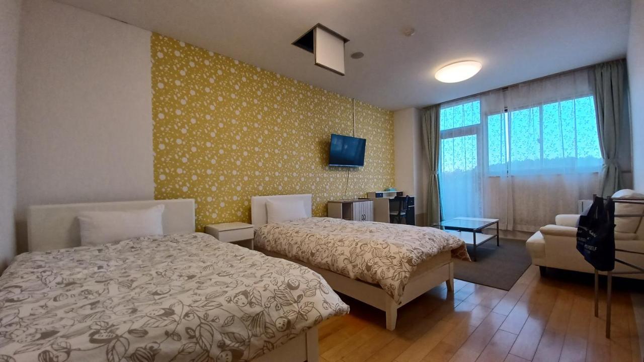 Hotel Swan Lake Nagara Nagara  Εξωτερικό φωτογραφία